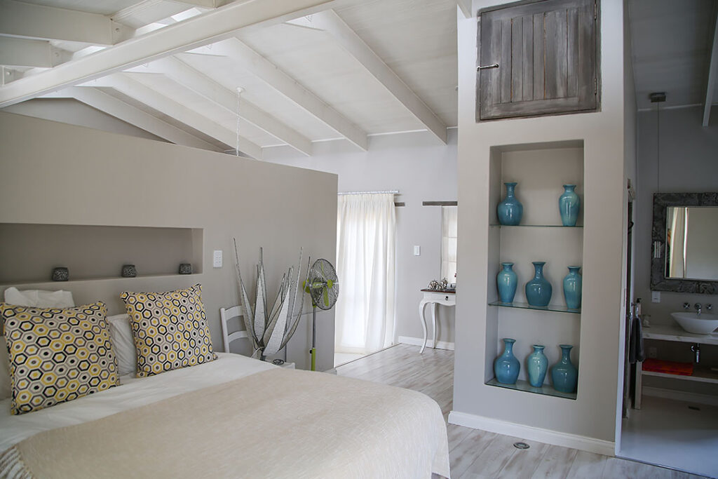 Vrisch-Gewagt-Boutique-Olive-Farm-3